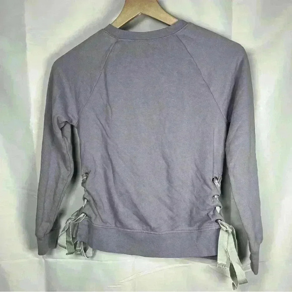 Disney parks fantasyland sweater size XS - Picture 3 of 5